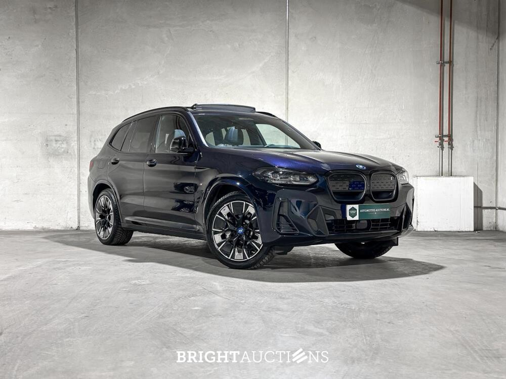 BMW iX3 80kWh Executive T-765-FX 