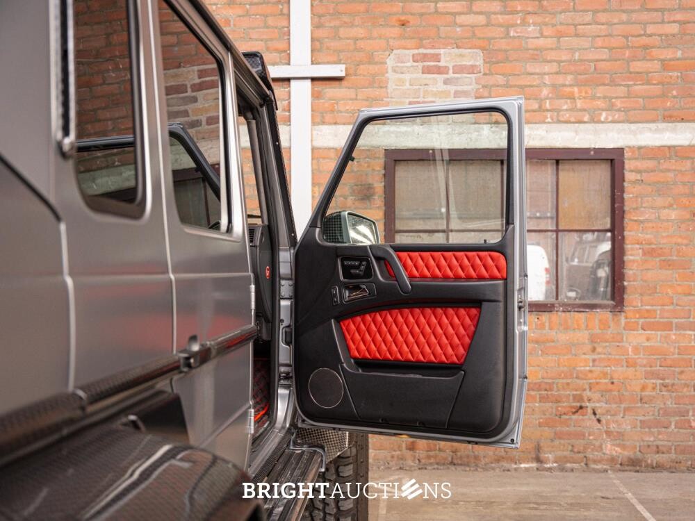 Mercedes-Benz G65 AMG 6.0 V12 6X6 Mansory Gronos 612pk, NL-kenteken