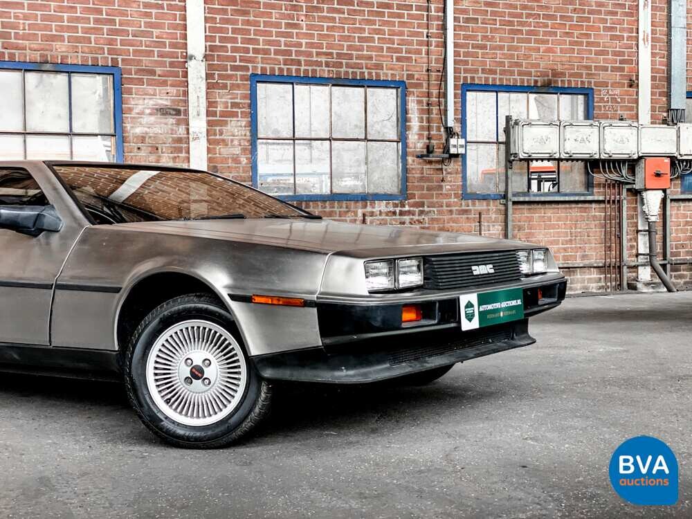 DeLorean DMC-12 1981.