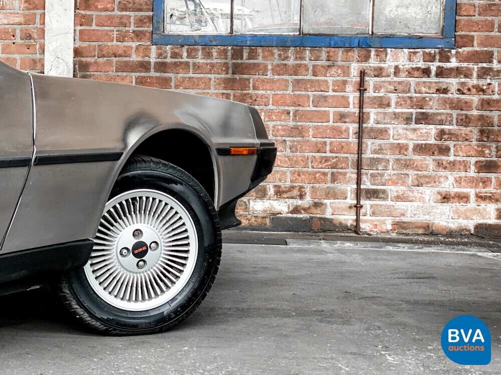 DeLorean DMC-12 1981.