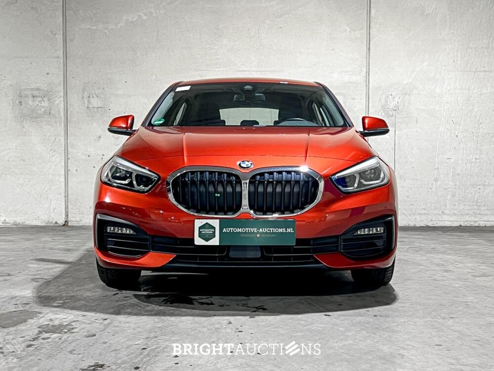 BMW 118i Business Edition 136pk 2022 (Origineel-NL) 1-serie, P-486-BZ