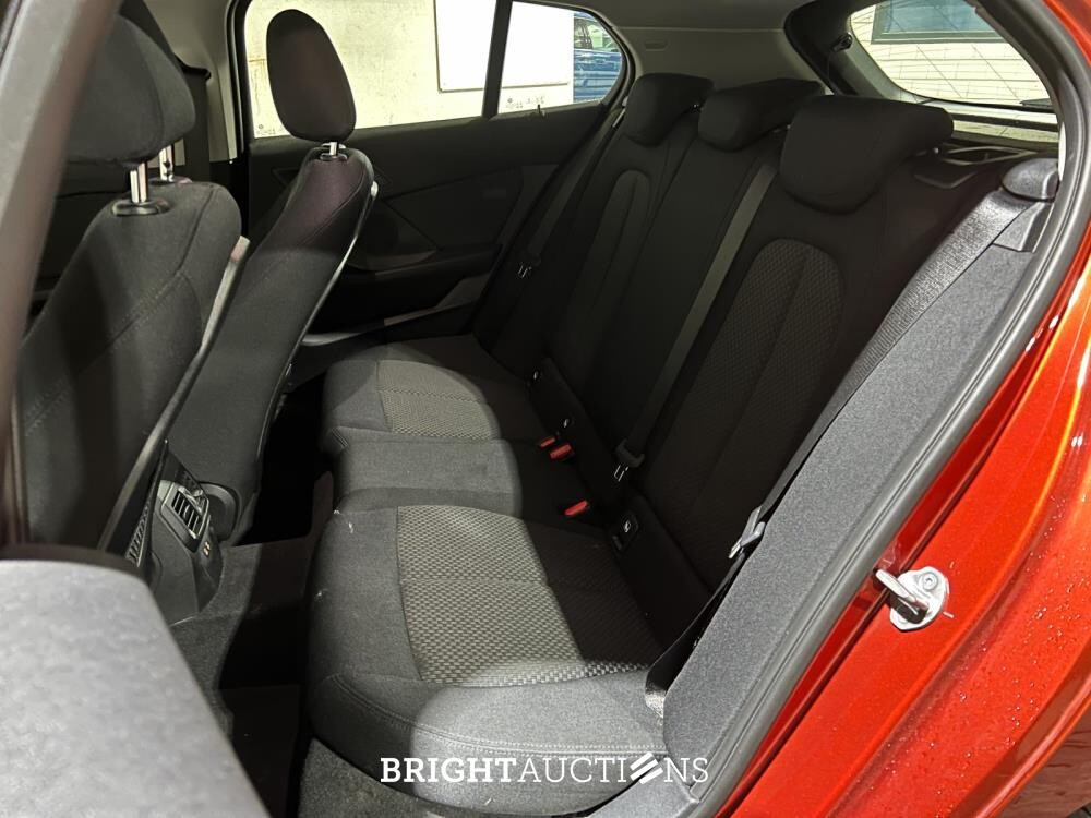 BMW 118i Business Edition 136pk 2022 (Origineel-NL) 1-serie, P-486-BZ