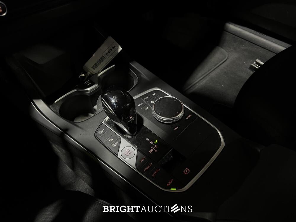 BMW 118i Business Edition 136pk 2022 (Origineel-NL) 1-serie, P-486-BZ