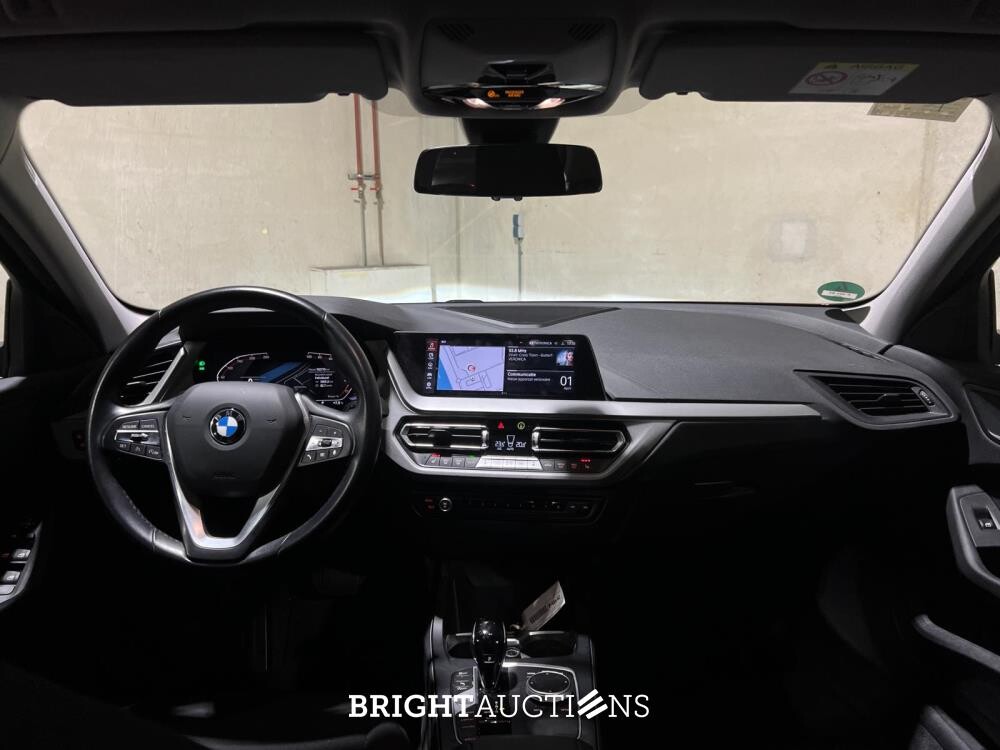 BMW 118i Business Edition 136pk 2022 (Origineel-NL) 1-serie, P-486-BZ