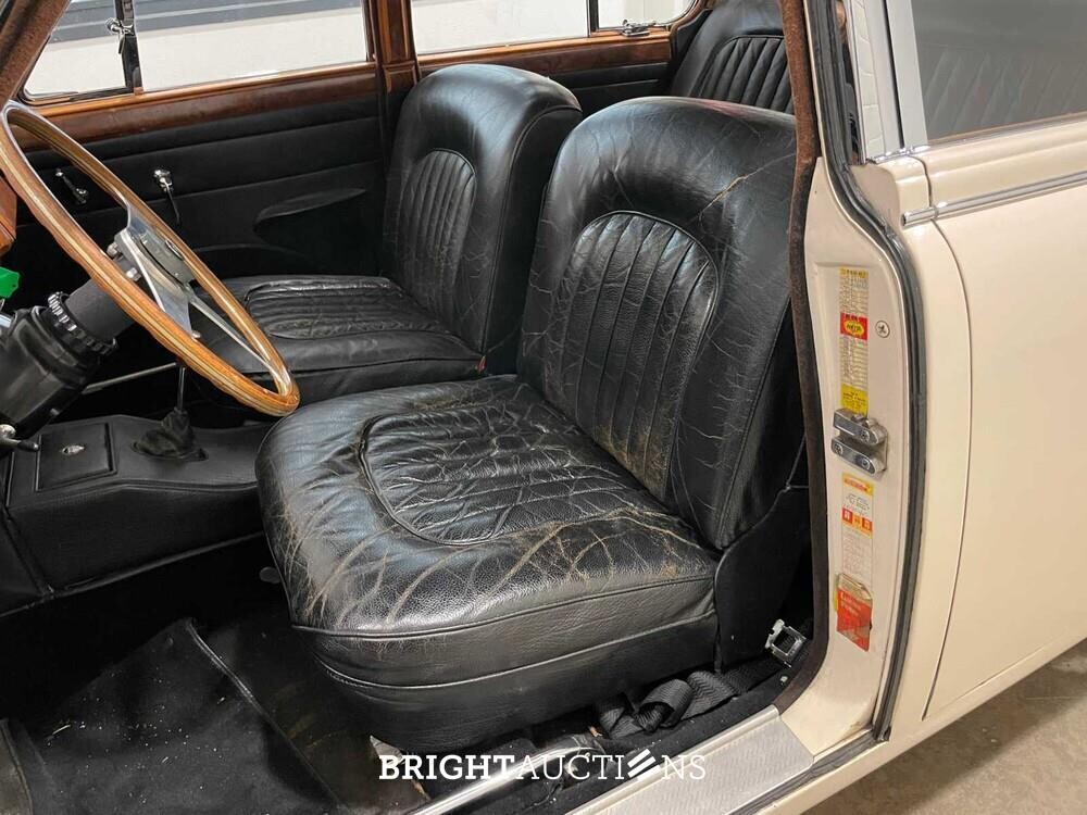 Jaguar MKII 3.8 Liter Saloon 220hp 1961 MK2, DL-36-65