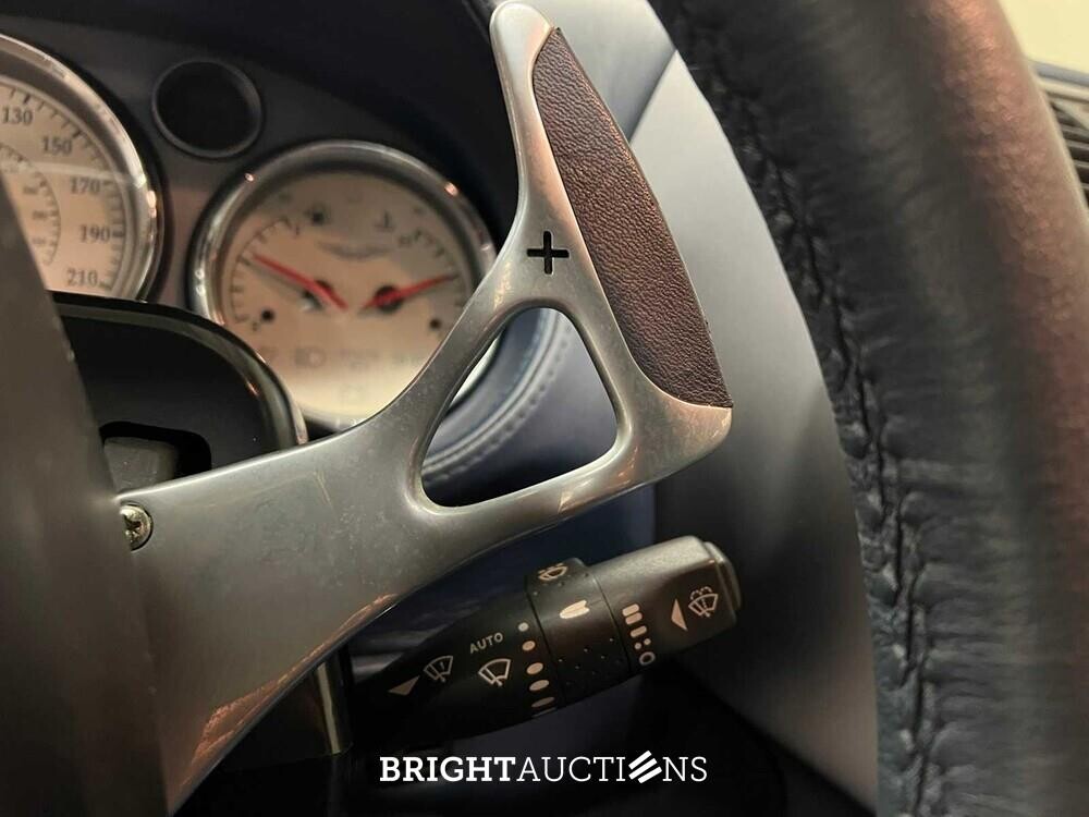 Aston Martin Vanquish 5.9 V12 466hp 2003