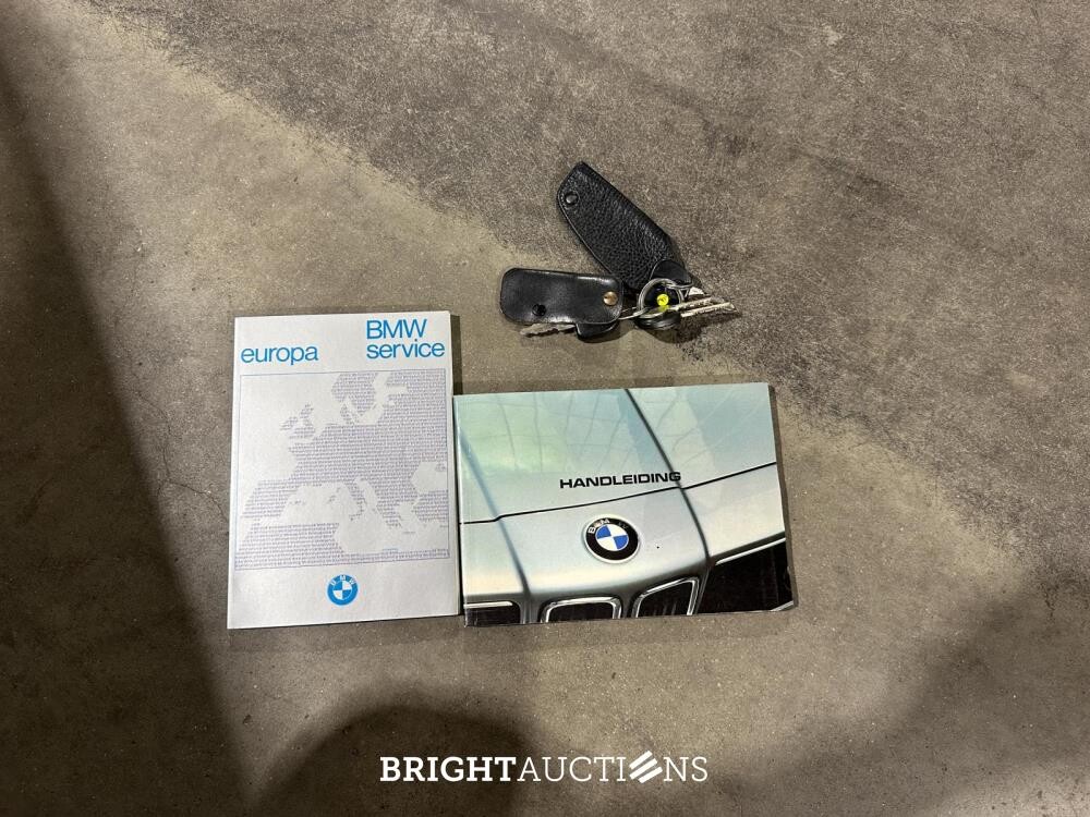 BMW 635CSi 3.4L six-in-line E24 218hp 1983 6-series Coupe, JZ-40-JP