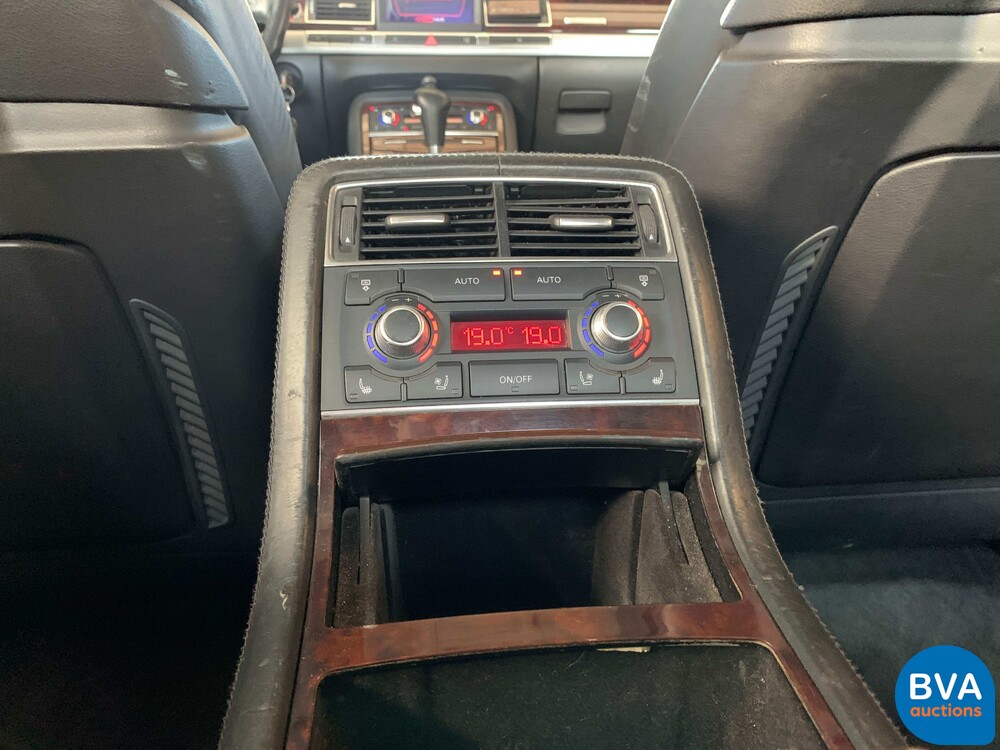 Audi A8 Lang 6.0 W12 Quattro Pro Linie 450 PS 2004, 69-RD-NX.