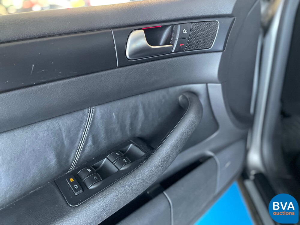 Audi Allroad Quattro 2.7 V6 Low Range Exclusive 250PS 2002, -Org NL- 68-JJ-PJ.