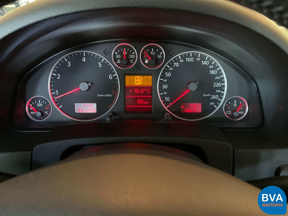 Audi Allroad Quattro 2.7 V6 Low Range Exclusive 250PS 2002, -Org NL- 68-JJ-PJ.