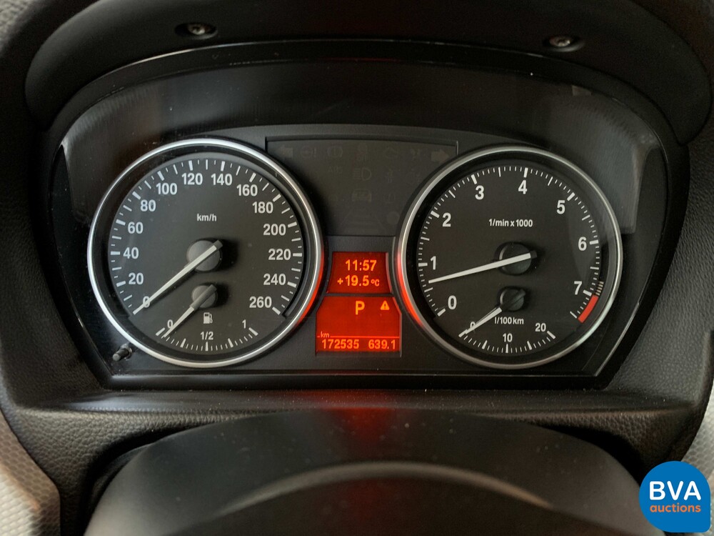 BMW 330i Touring Carbon Sport Edition M-Sport 3er 272pk 2011 -Original NL-, 36-SNZ-4.