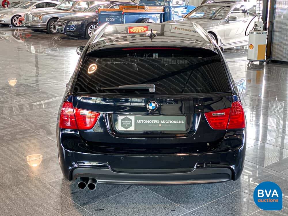 BMW 330i Touring Carbon Sport Edition M-Sport 3er 272pk 2011 -Original NL-, 36-SNZ-4.