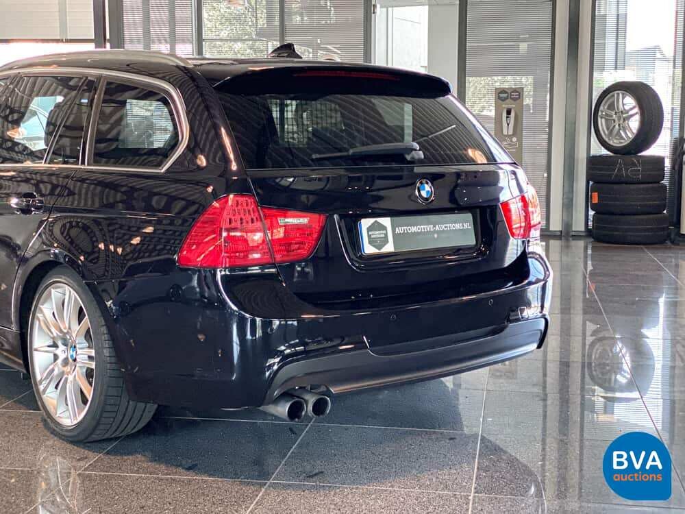 BMW 330i Touring Carbon Sport Edition M-Sport 3er 272pk 2011 -Original NL-, 36-SNZ-4.