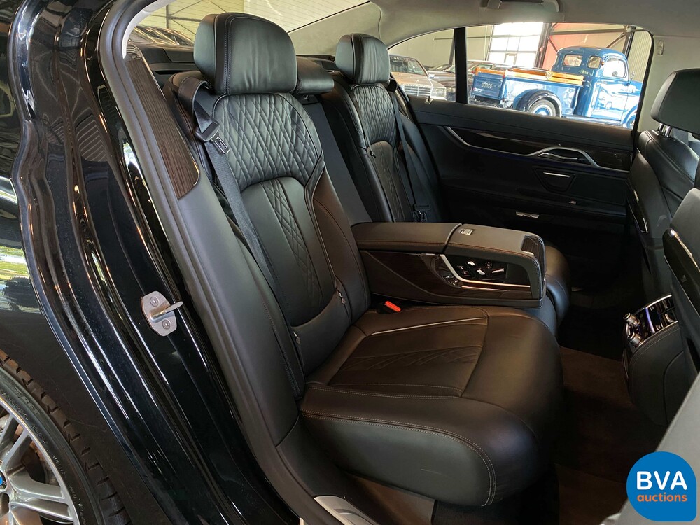 BMW 7-serie 730d Shadow-Line High Executive Innovation 2016 Facelift 265pk, NN-926-B