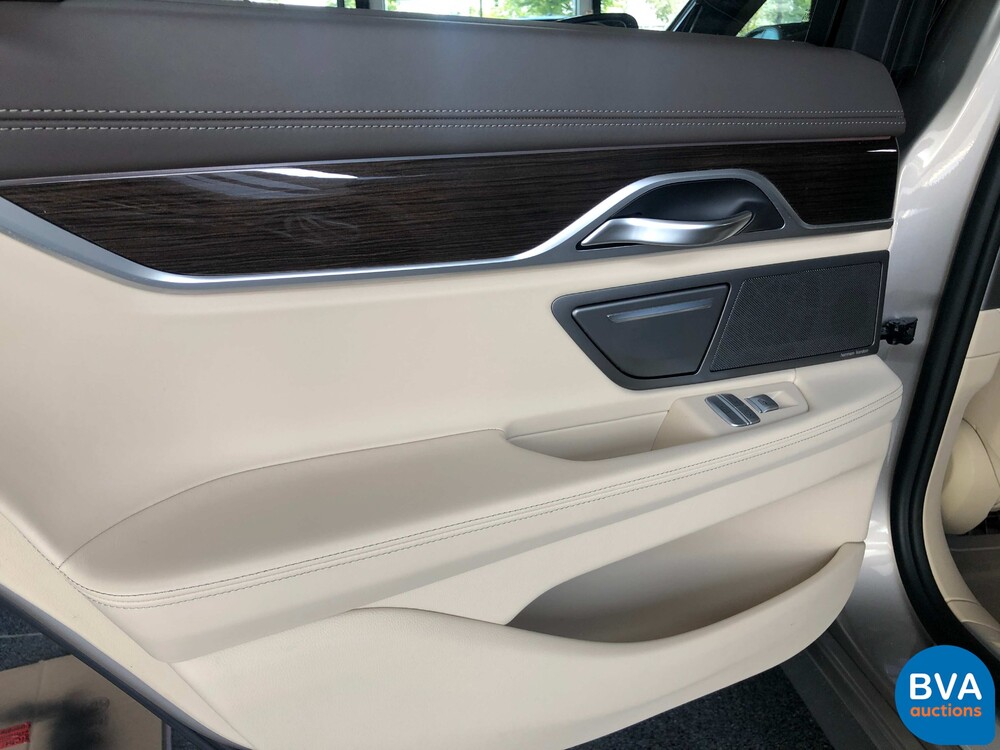 BMW 740d xDrive High Executive 7er 320PS 2017 -Org. NL-, PV-691-.