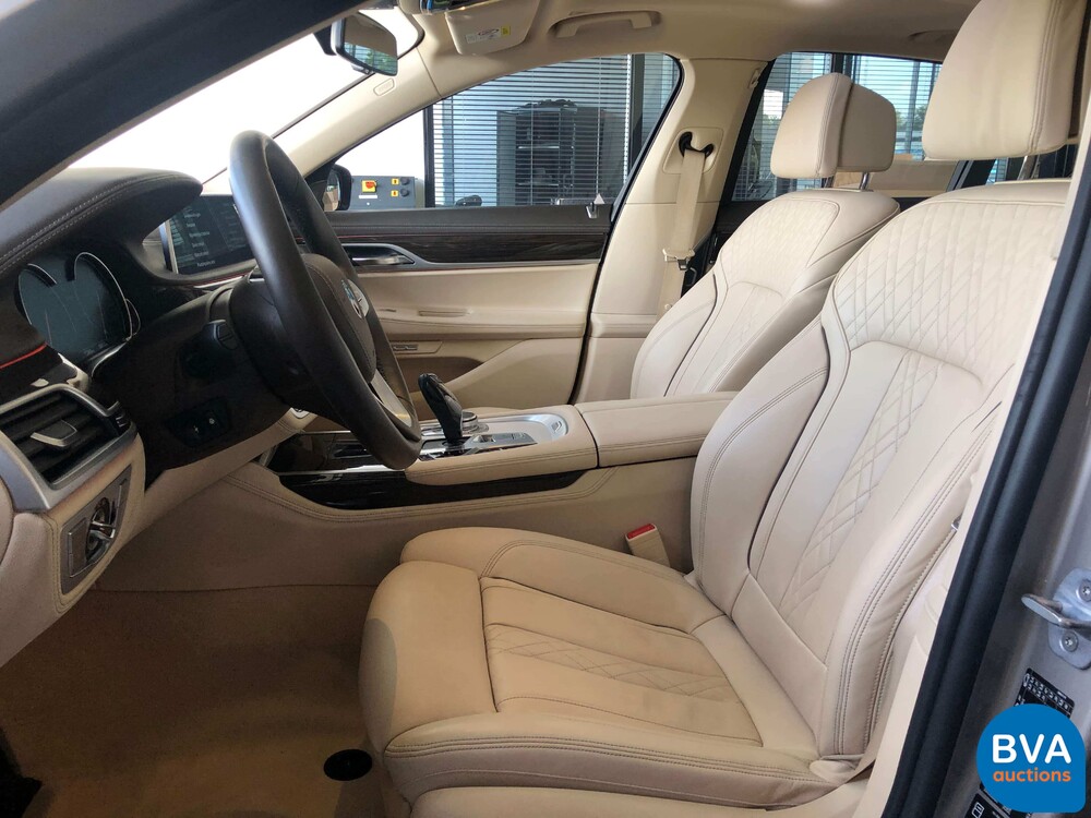 BMW 740d xDrive High Executive 7er 320PS 2017 -Org. NL-, PV-691-.