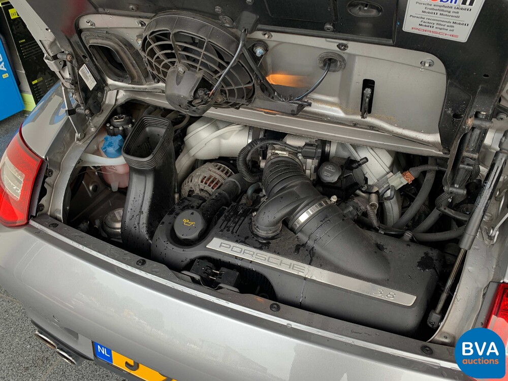 Porsche 9113.8 Carrera 4S Coupe 997 355 PS 2006, J-994-LS.
