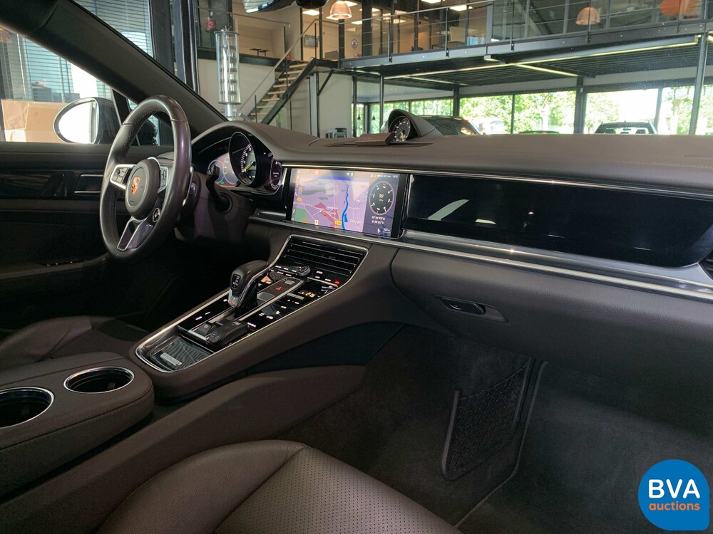 Porsche Panamera 4 Sport Turismo 2.9 E-Hybrid 462 PS 2018 Plug-In Hybrid -Org. NL-, SF-382-Z.