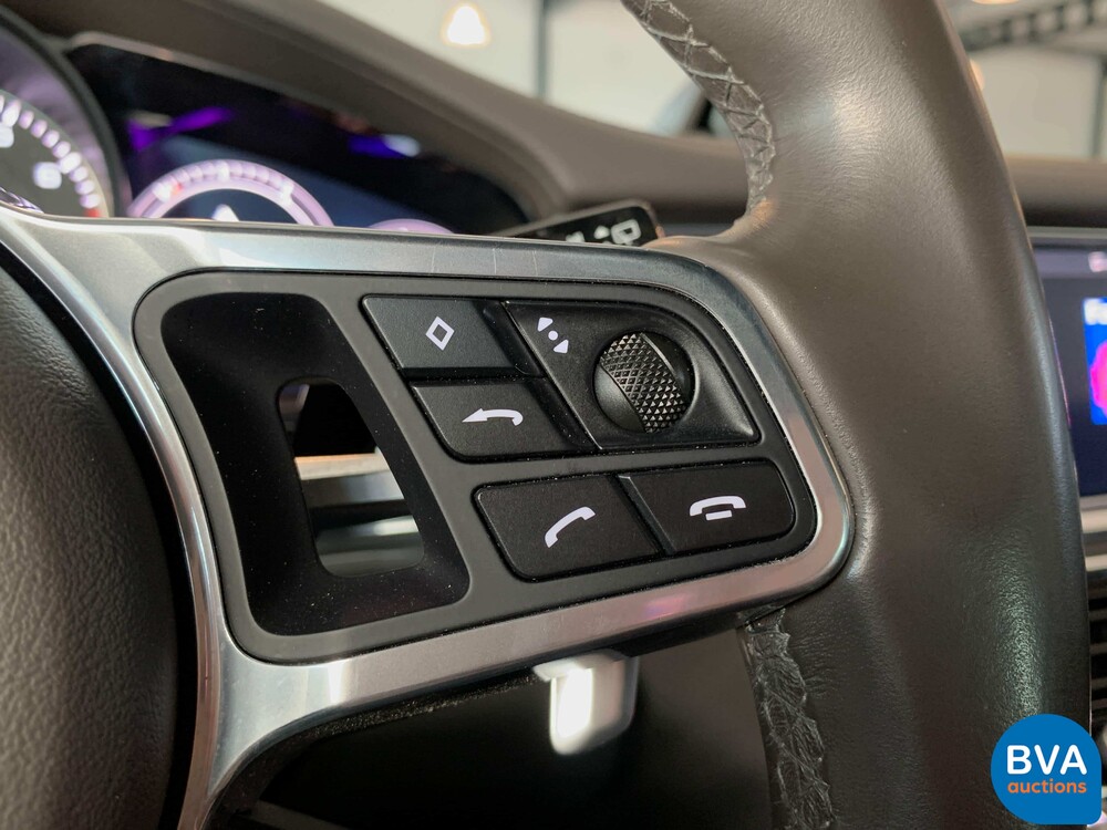 Porsche Panamera 4 Sport Turismo 2.9 E-Hybrid 462 PS 2018 Plug-In Hybrid -Org. NL-, SF-382-Z.
