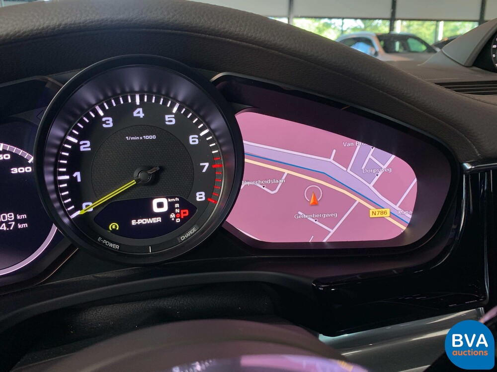 Porsche Panamera 4 Sport Turismo 2.9 E-Hybrid 462 PS 2018 Plug-In Hybrid -Org. NL-, SF-382-Z.
