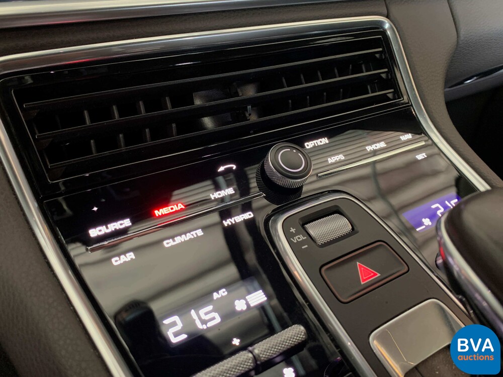 Porsche Panamera 4 Sport Turismo 2.9 E-Hybrid 462 PS 2018 Plug-In Hybrid -Org. NL-, SF-382-Z.