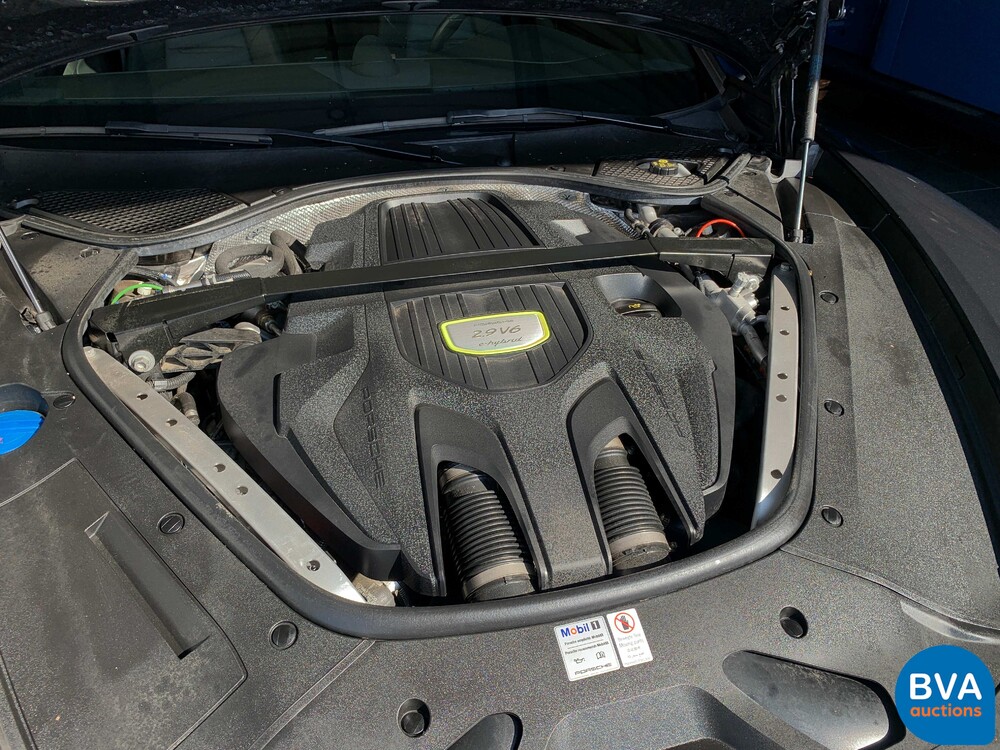 Porsche Panamera 4 Sport Turismo 2.9 E-Hybrid 462 PS 2018 Plug-In Hybrid -Org. NL-, SF-382-Z.