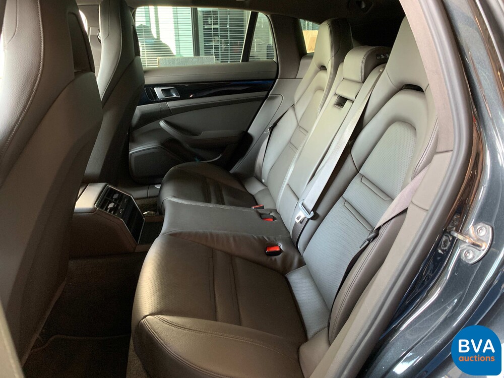 Porsche Panamera 4 Sport Turismo 2.9 E-Hybrid 462 PS 2018 Plug-In Hybrid -Org. NL-, SF-382-Z.