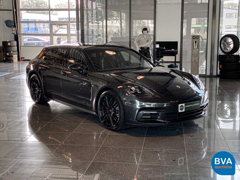 Porsche Panamera 4 Sport Turismo 2.9 E-Hybrid 462 PS 2018 Plug-In Hybrid -Org. NL-, SF-382-Z.