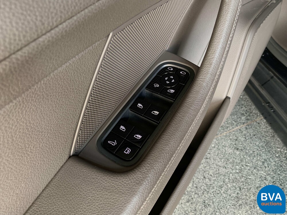 Porsche Panamera 4 Sport Turismo 2.9 E-Hybrid 462 PS 2018 Plug-In Hybrid -Org. NL-, SF-382-Z.