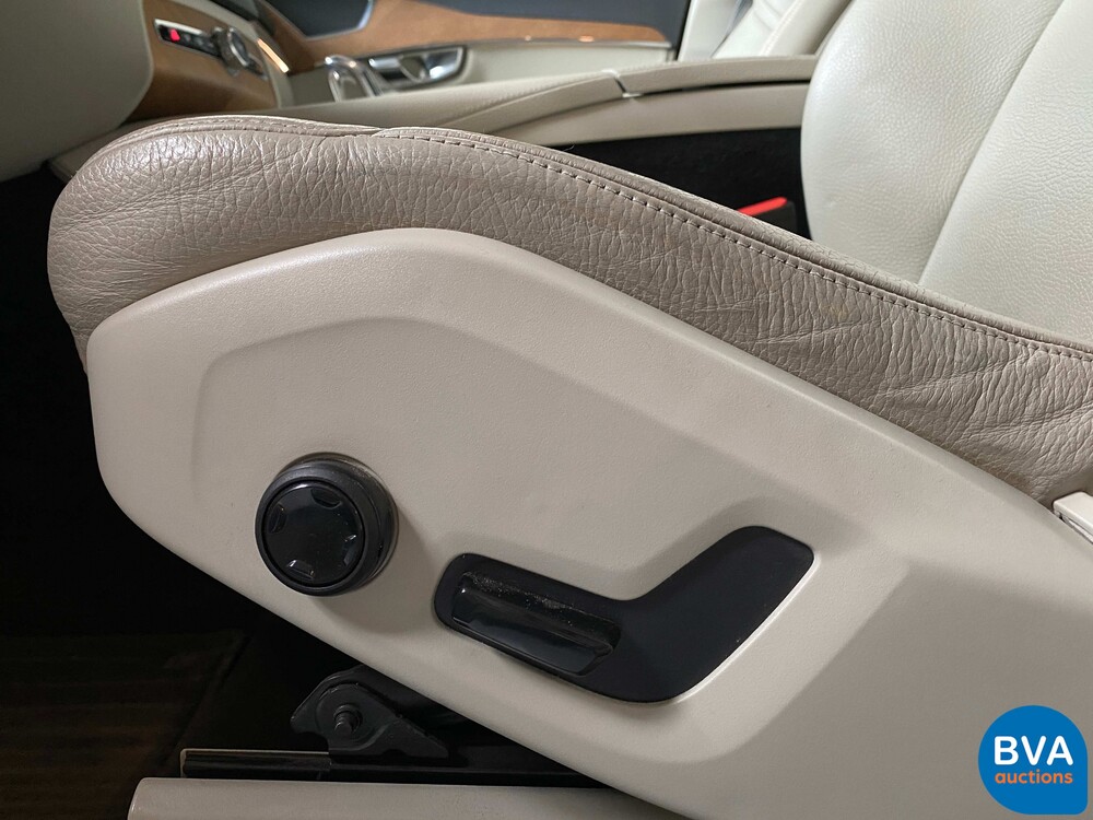 Volvo XC90 2.0 T8 Twin Engine Plug-In Hybrid AWD Beschriftung 7-Personen 407pk 2015, HR-456-T.