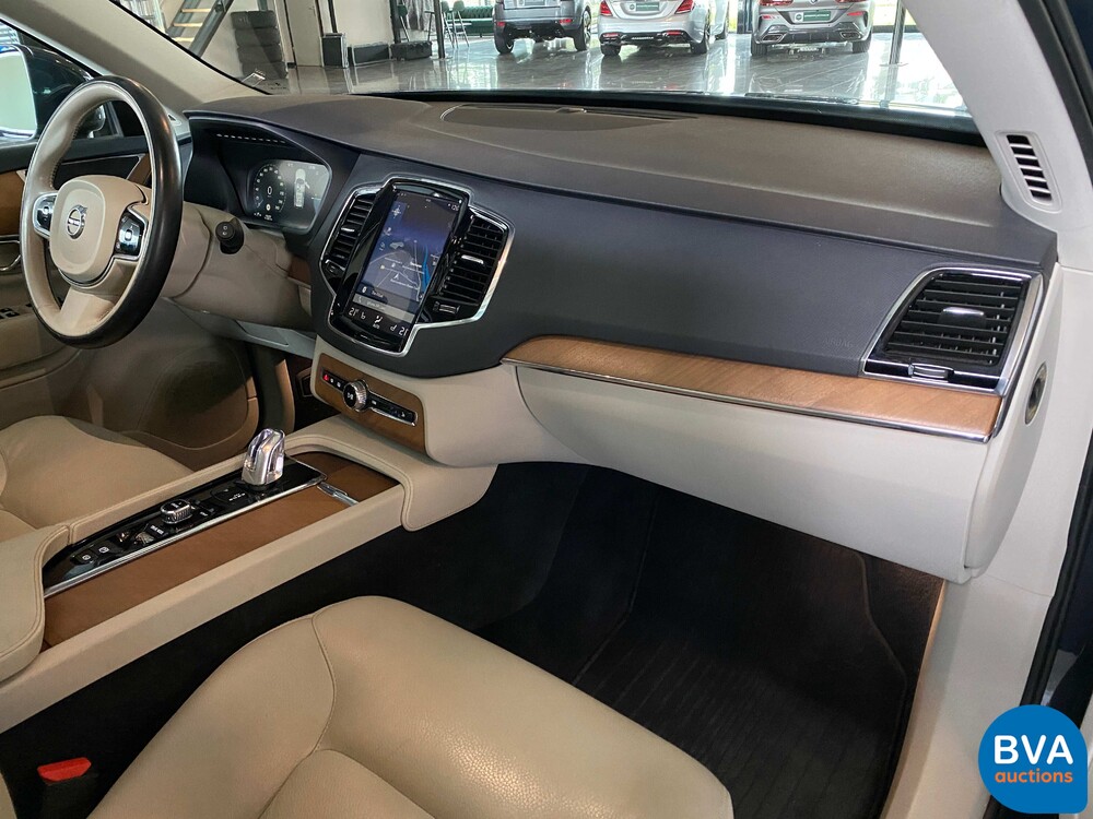 Volvo XC90 2.0 T8 Twin Engine Plug-In Hybrid AWD Beschriftung 7-Personen 407pk 2015, HR-456-T.