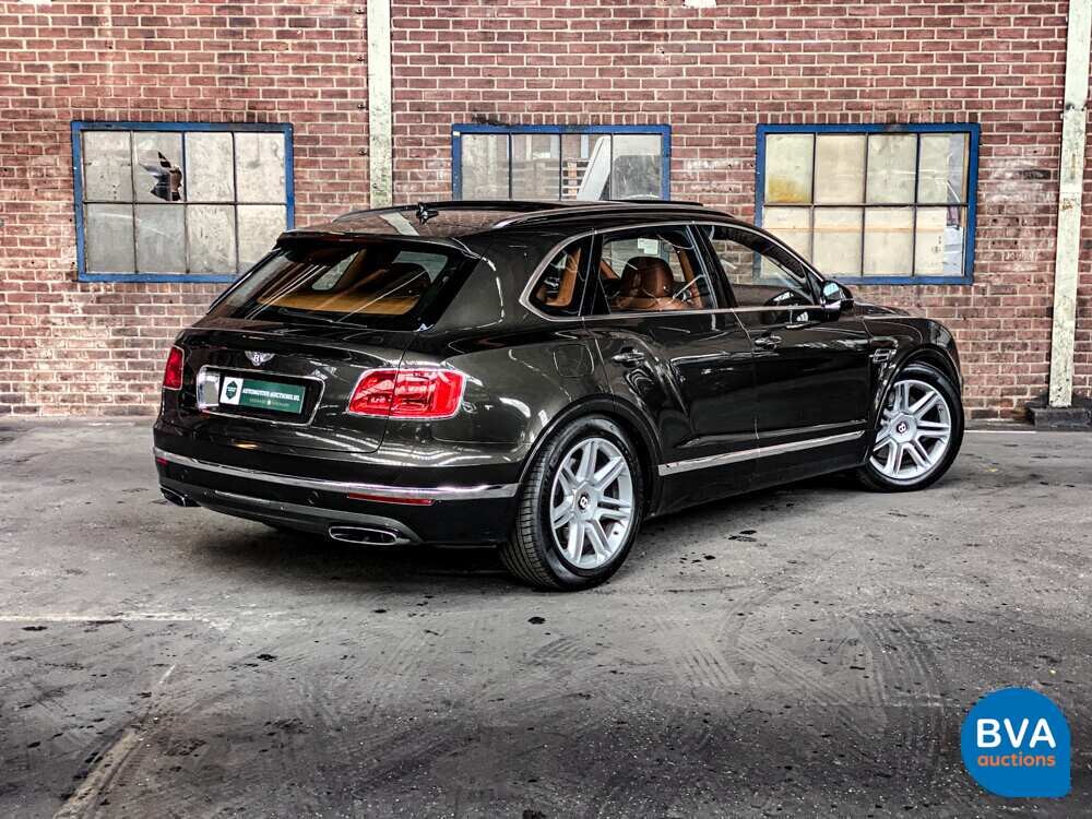 Bentley Bentayga 6.0 W12 608pk 2018 -Original NL-, RK-639-X.