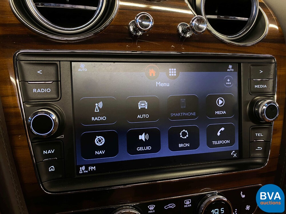 Bentley Bentayga 6.0 W12 608pk 2018 -Original NL-, RK-639-X.