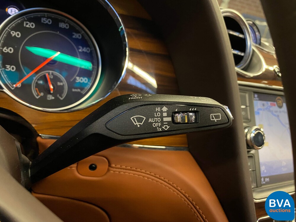 Bentley Bentayga 6.0 W12 608pk 2018 -Original NL-, RK-639-X.