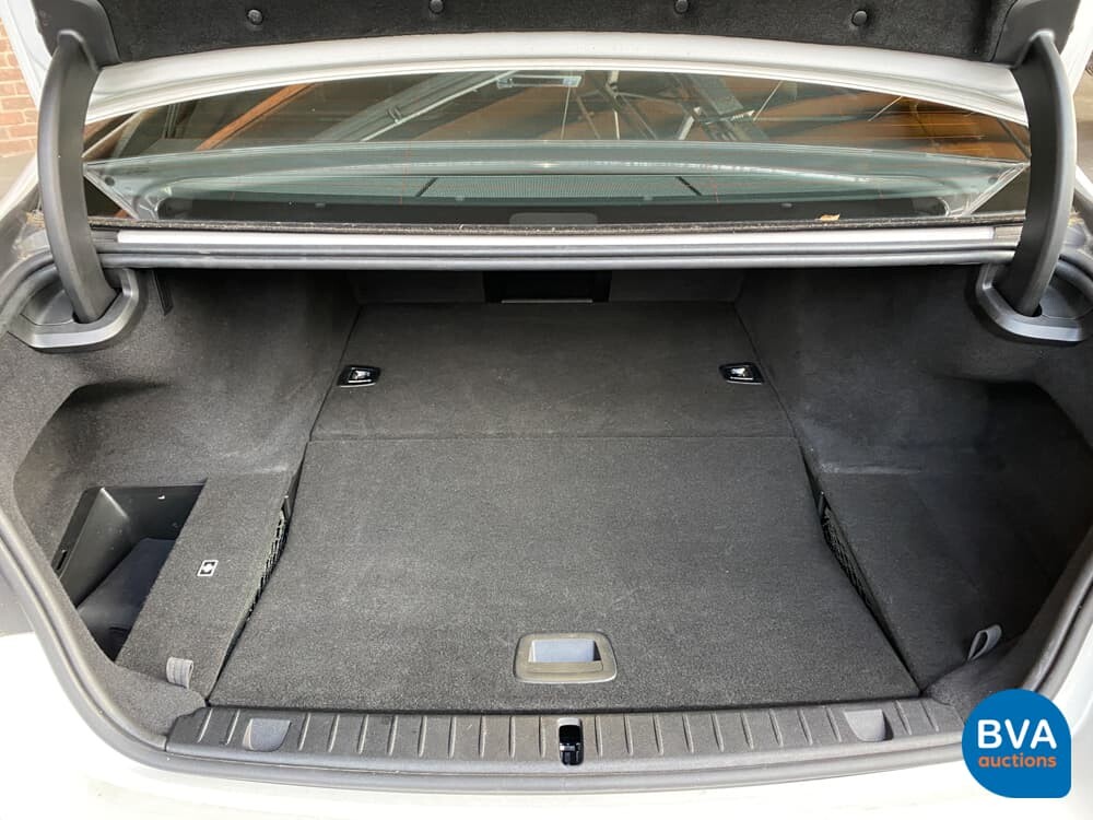 BMW 745th M-Sport 7er 394 PS 2021 -GARANTIE-.