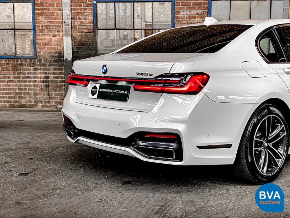 BMW 745th M-Sport 7er 394 PS 2021 -GARANTIE-.