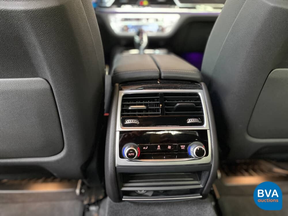 BMW 745th M-Sport 7er 394 PS 2021 -GARANTIE-.