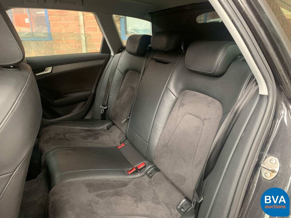 Audi A4 allroad quattro 2.0 TFSI S-Linie 211 PS 2013, GB-950-Z.