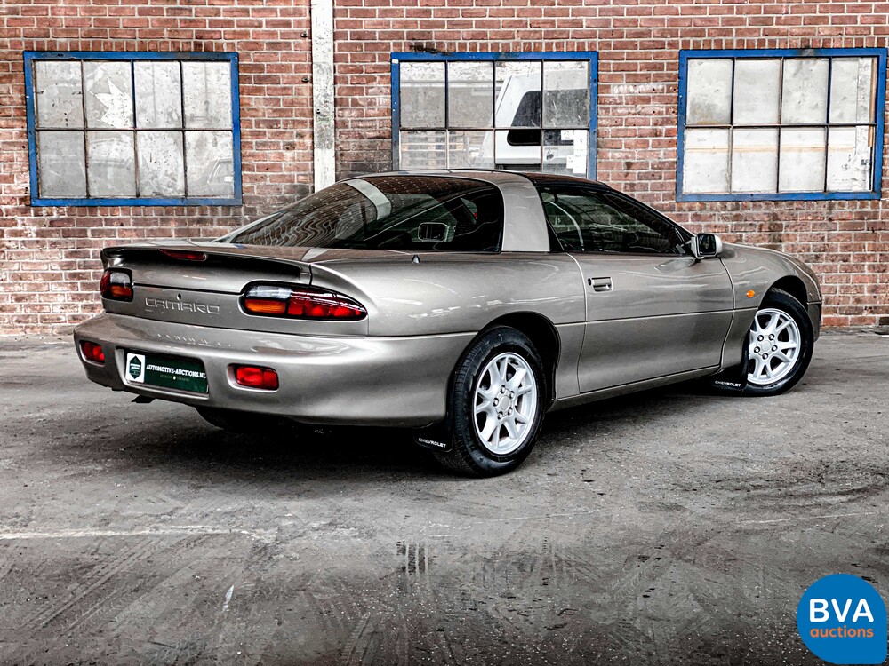 Chevrolet Camaro Coupé 194 PS 2001.