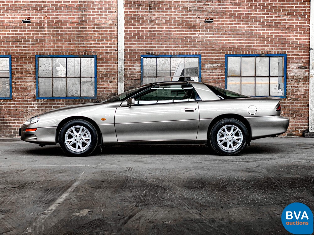 Chevrolet Camaro Coupé 194 PS 2001.