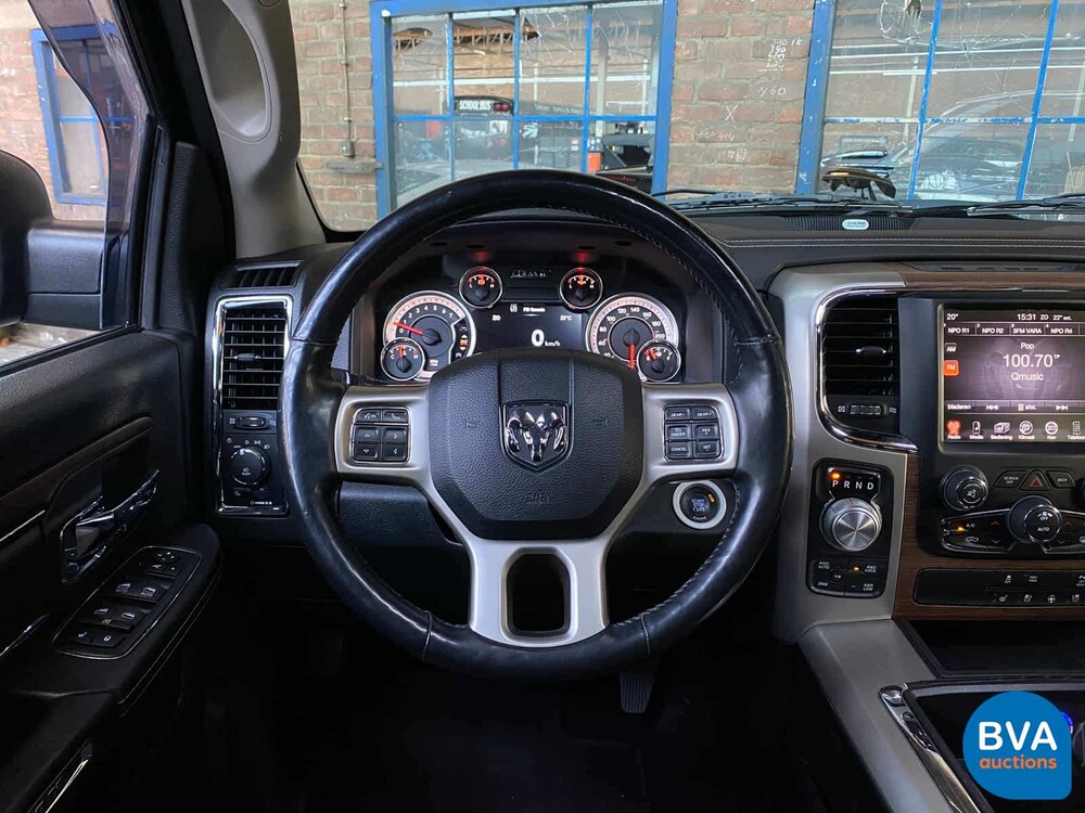 Dodge Ram 1500 5.7 V8 Quad Cab 6'4 401 PS 2015 -Org. NL-, VN-528-K.