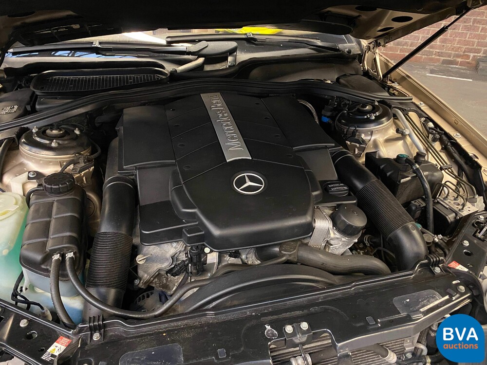 Mercedes-Benz CL500 C215 5.0 V8 2002.