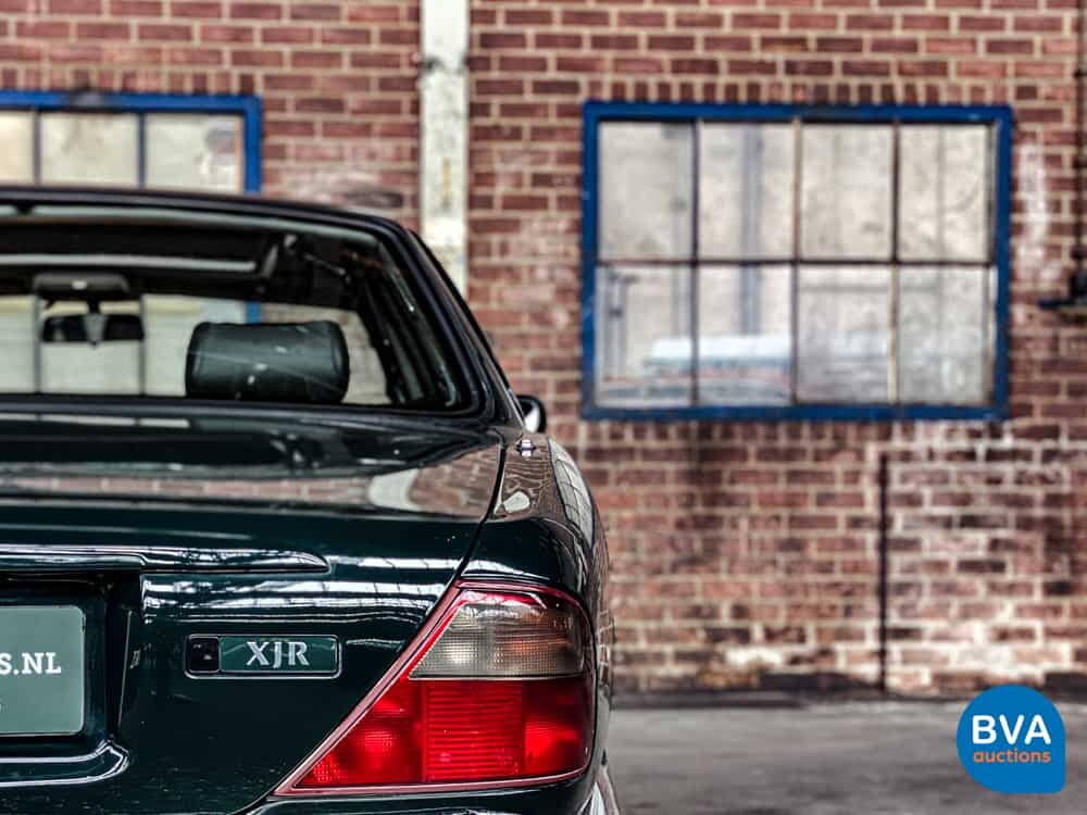 Jaguar XJR4.0 Kompressor 320 PS X300 1995, 46-RF-DD.