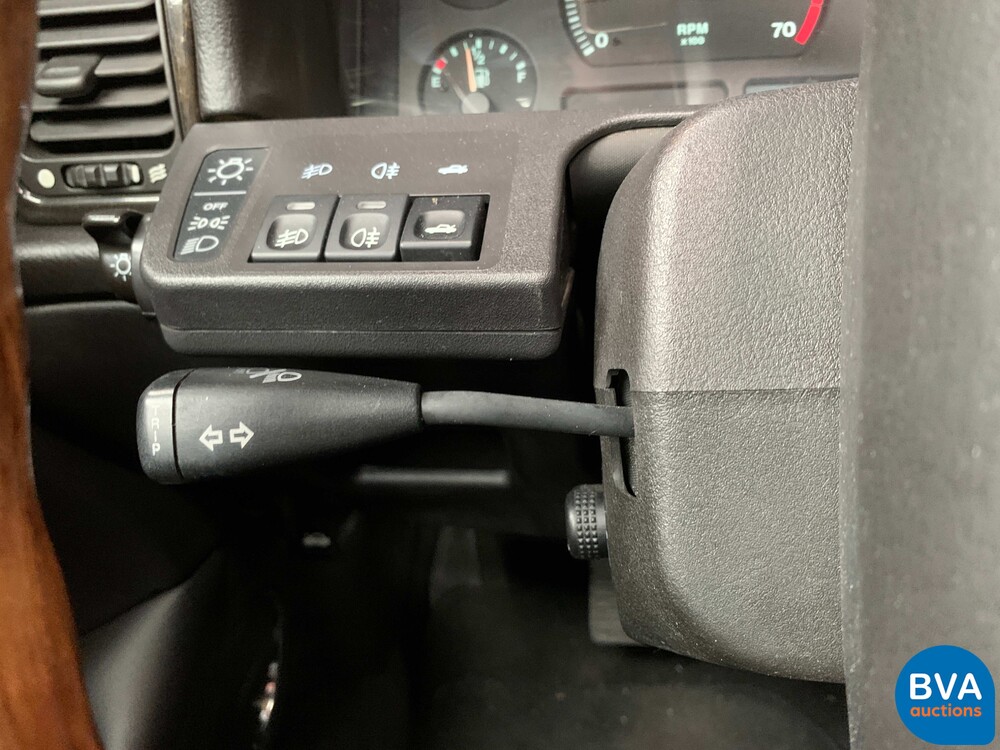 Jaguar XJR4.0 Kompressor 320 PS X300 1995, 46-RF-DD.