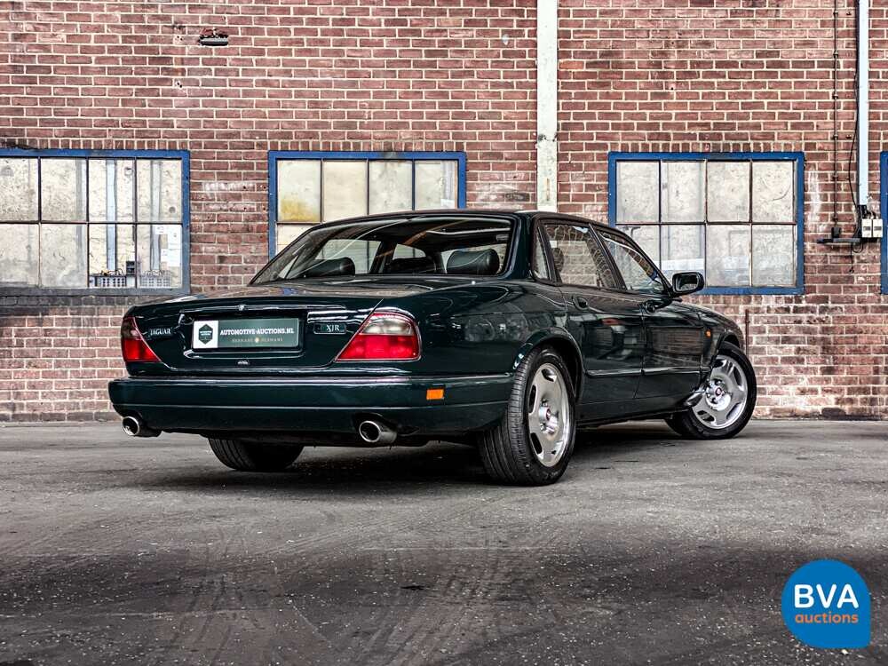 Jaguar XJR4.0 Kompressor 320 PS X300 1995, 46-RF-DD.