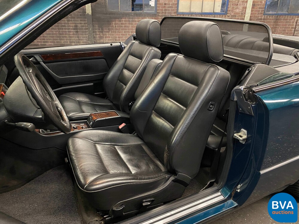 Mercedes-Benz E200 Cabrio W124 C 1995.