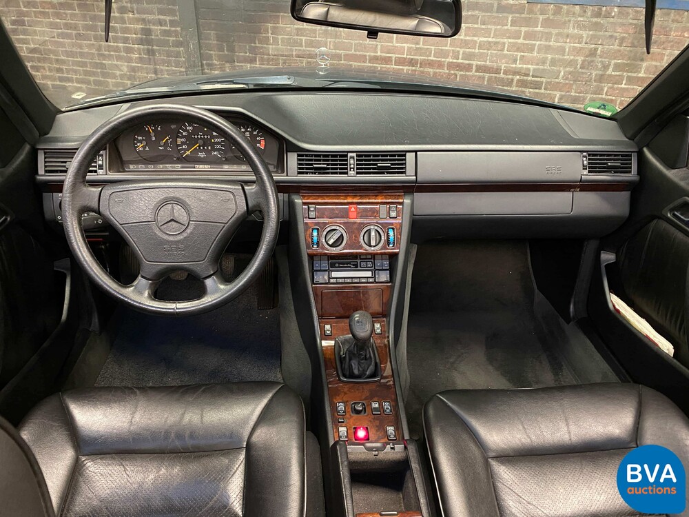 Mercedes-Benz E200 Cabrio W124 C 1995.