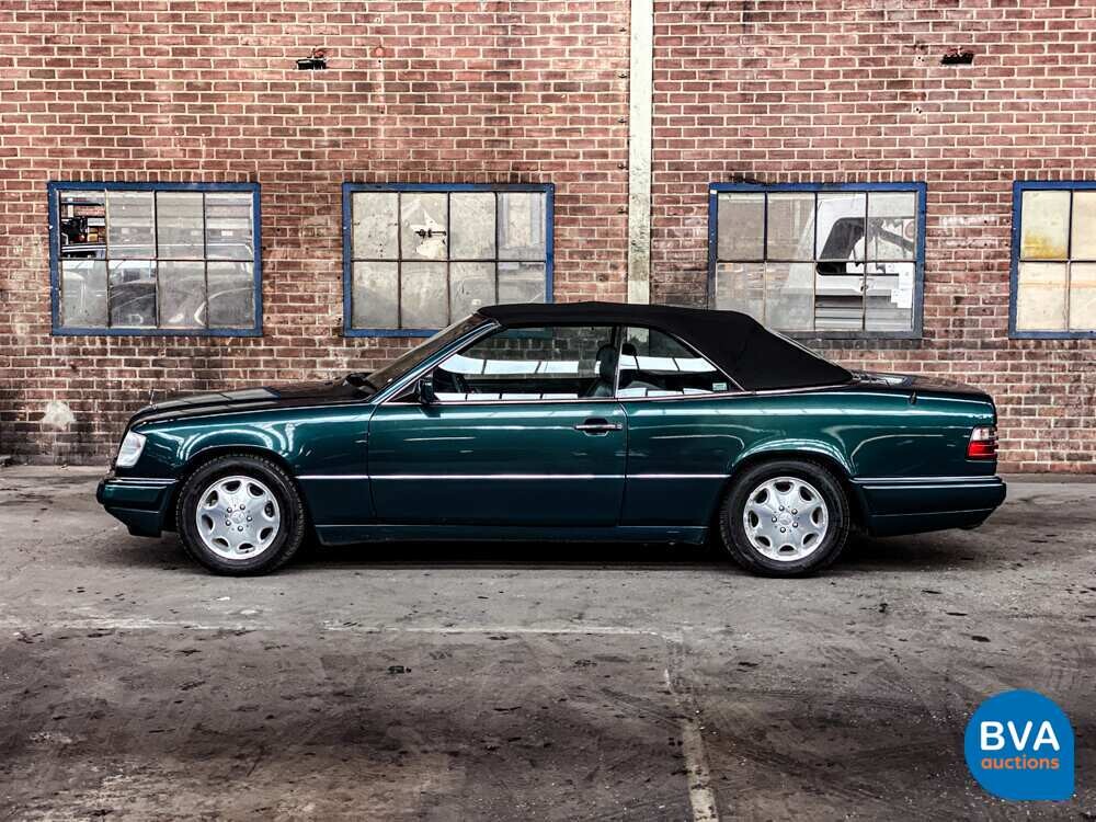 Mercedes-Benz E200 Cabrio W124 C 1995.