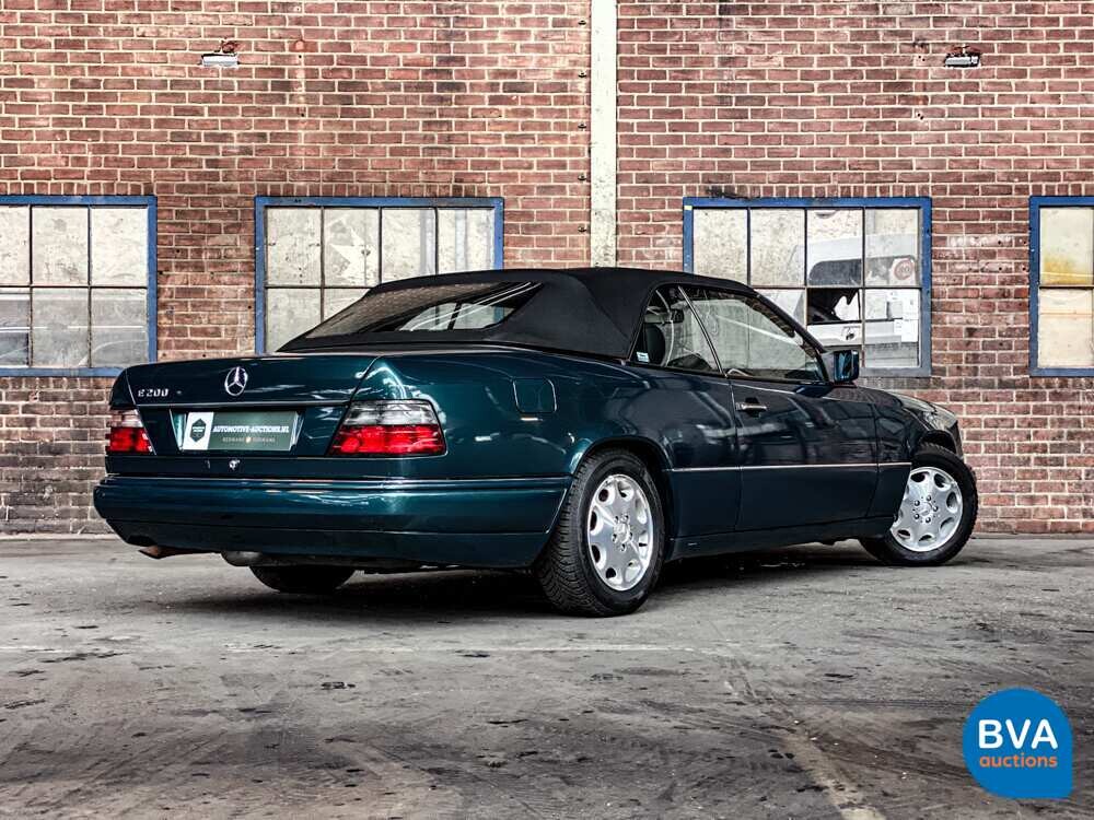 Mercedes-Benz E200 Cabrio W124 C 1995.