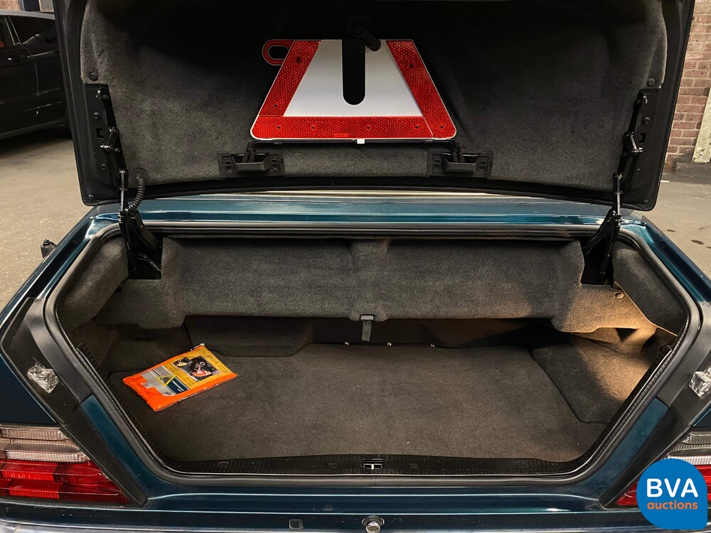 Mercedes-Benz E200 Cabrio W124 C 1995.